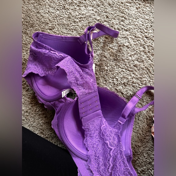 Victoria’s Secret Dream Angels Demi Bra - Picture 4 of 4